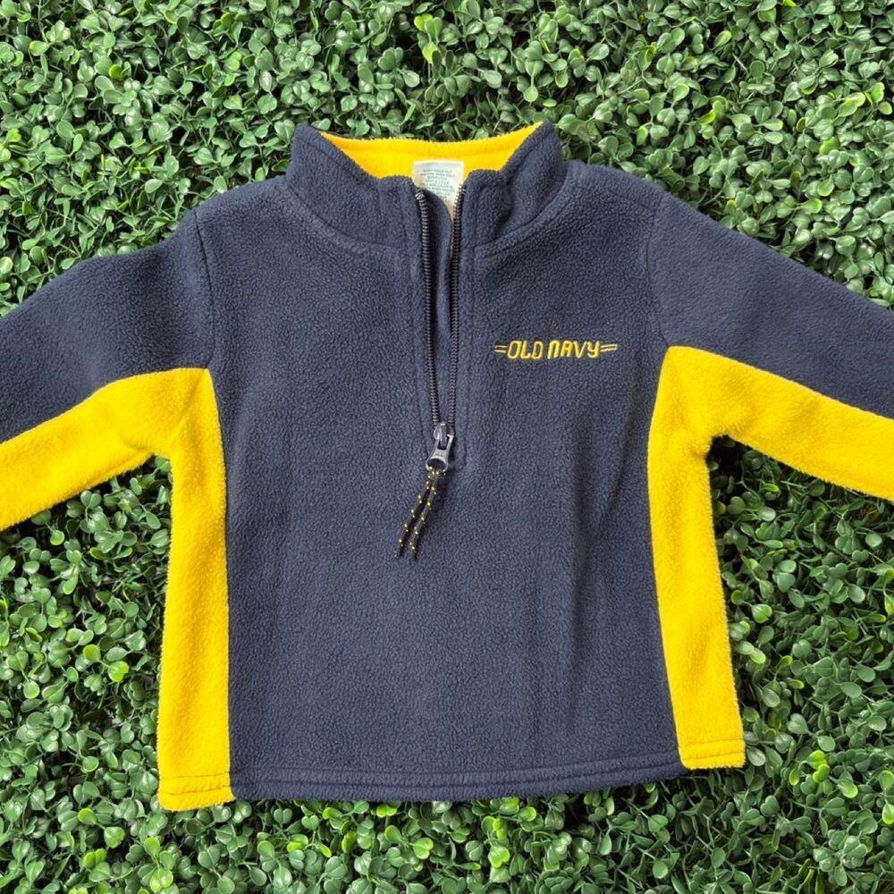 Vintage 2002 Old Navy Baby Fleece Pullover – 6-12 Months